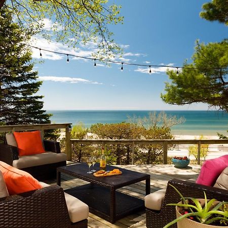 Looking Glass Beachfront Inn Grand Haven Eksteriør billede